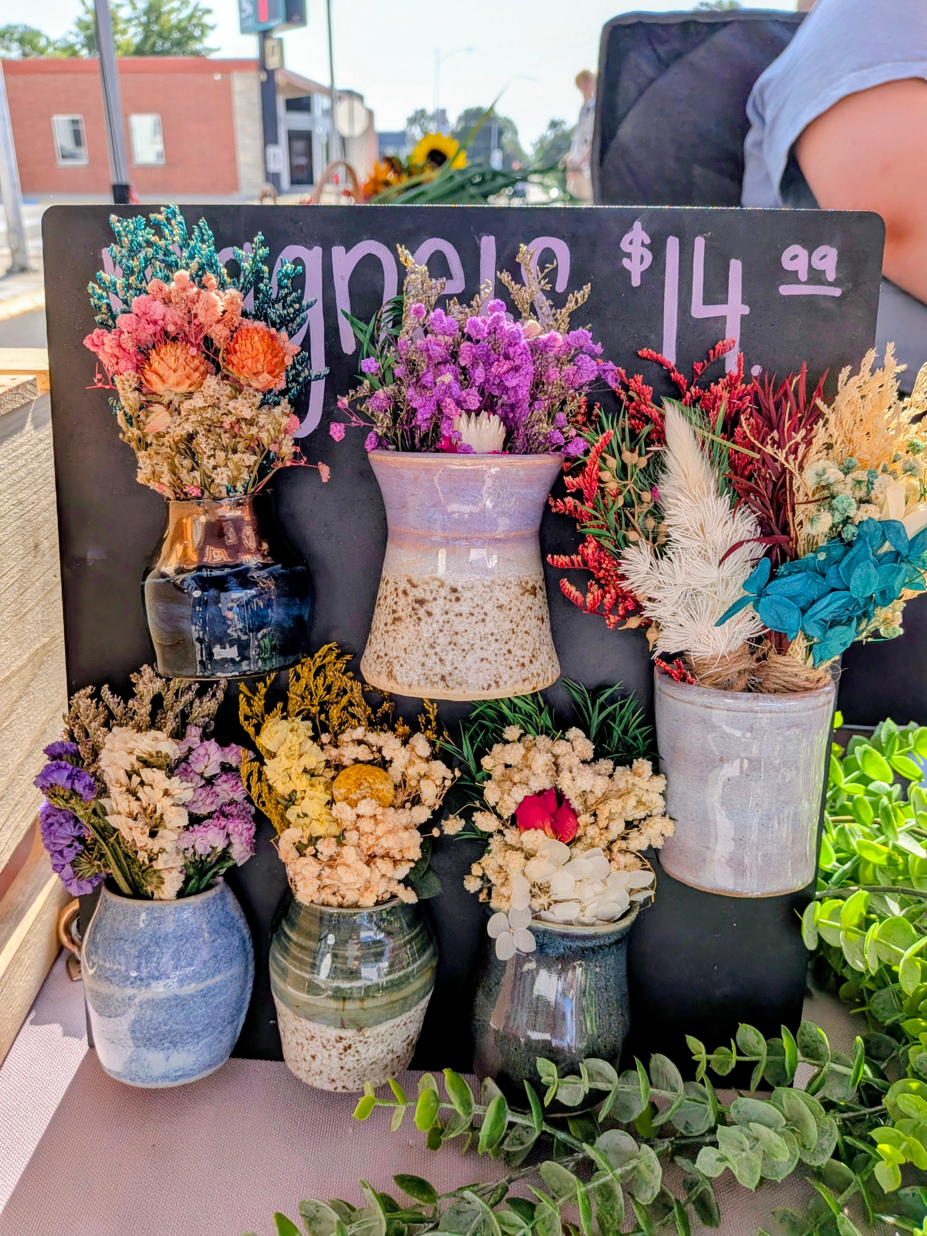 Mini Vase Magnet